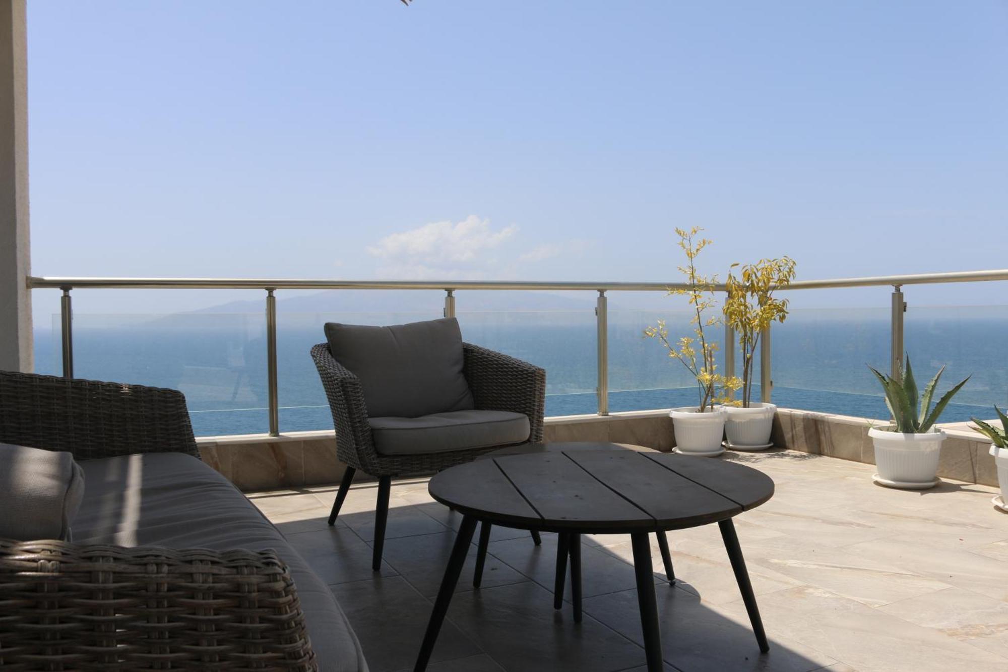 Appartamento Infinity Sea View Penthouse Sarandë Esterno foto