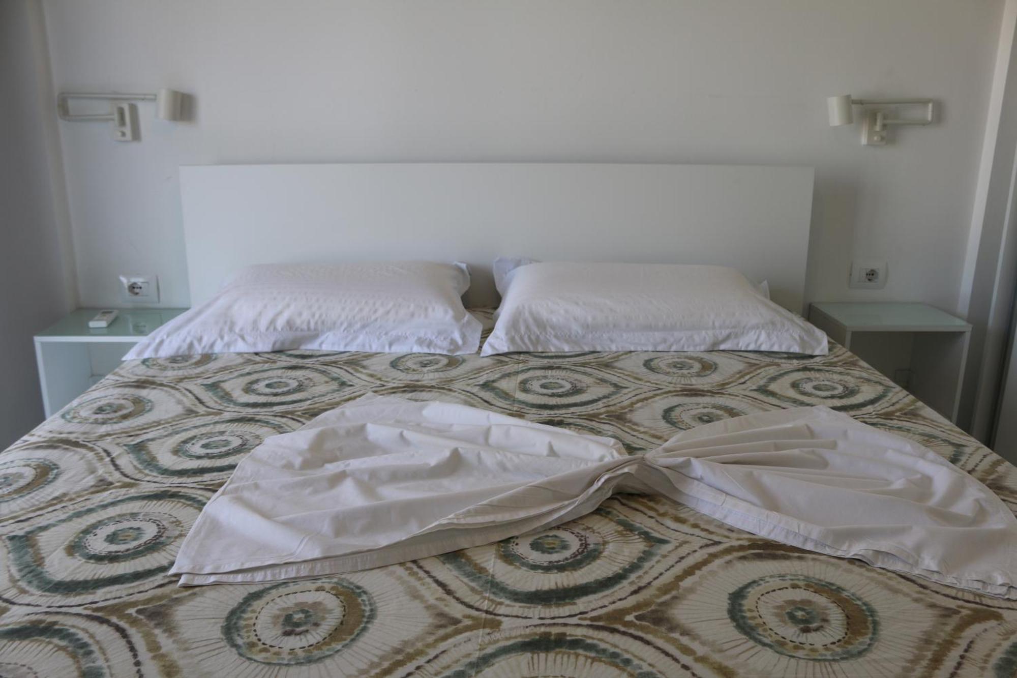 Appartamento Infinity Sea View Penthouse Sarandë Esterno foto
